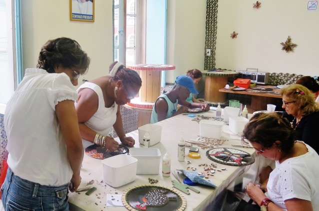 Centro de Convivência tem vagas para oficinas terapêuticas e de geração de renda Centro de Convivência tem vagas para oficinas terapêuticas e de geração de renda
